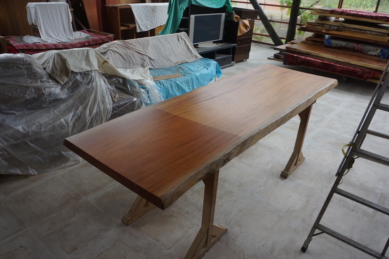 天然木 新潟工場 ボセ（アフリカンチェリー）材 一枚板 カウンター