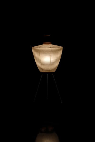 AKARI スタンドライト 初期モデル|イサムノグチの照明 AKARI（あかり