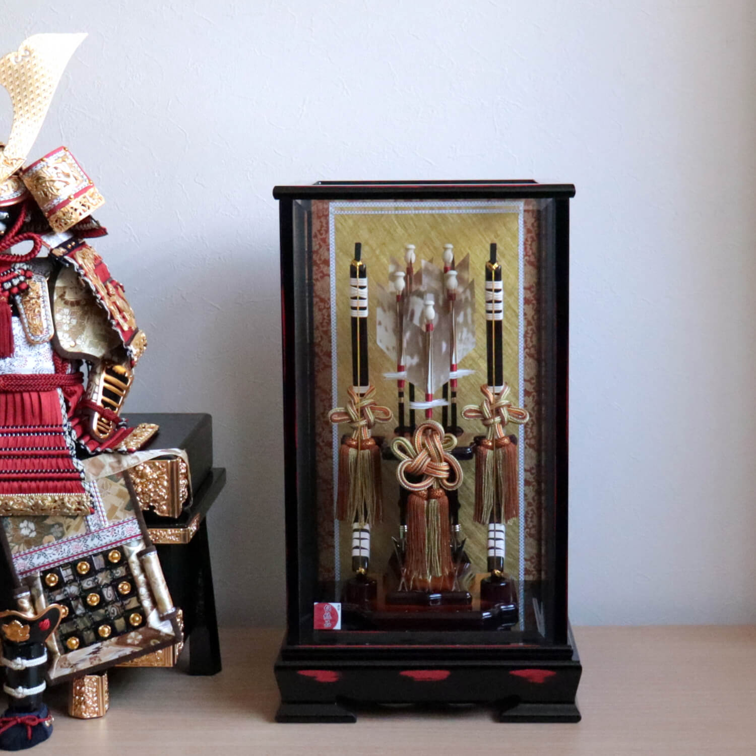 最高級本鷹羽根破魔弓 超希少本鷹羽破魔弓 『会津曙塗』面取ガラス