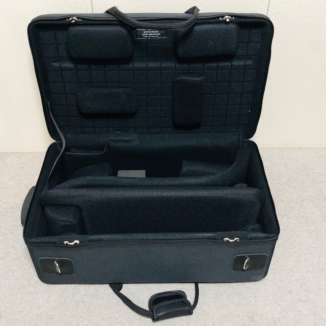 MB(マーカス・ボナ) トランペットケース トリプル【ブラック】: 管楽器