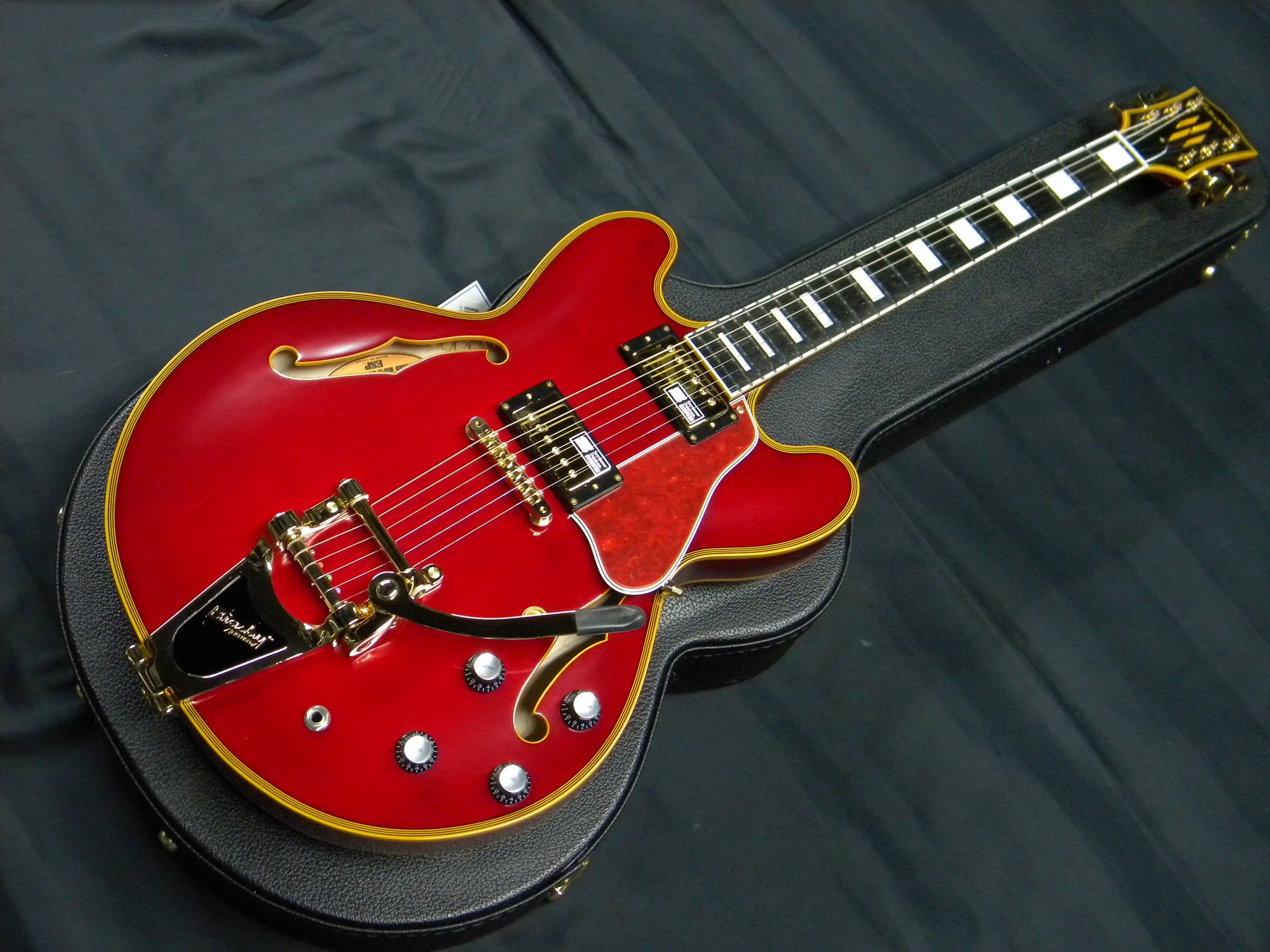 EDWARDS ラッカーテイストシリーズ セミアコースティックギターE-SA