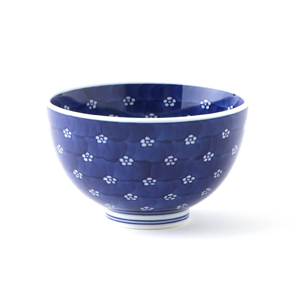 染付梅地紋 飯碗 ｜ 有田焼の源右衛門窯公式オンラインショップ