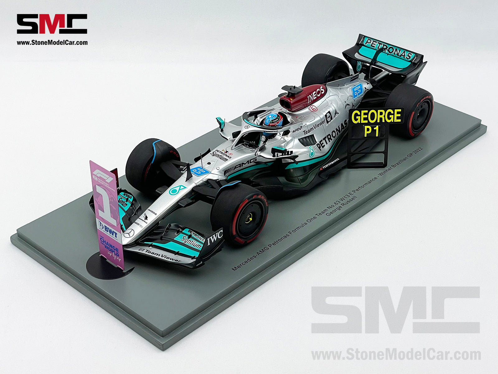 1:18 Spark Mercedes F1 W13 #63 George Russell Brazil GP Winner