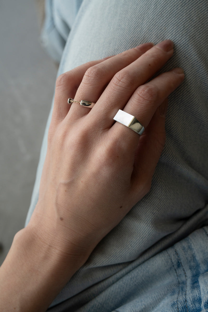 simmon SV & RECTANGLE SHELL SIGNET RING シモン 白蝶貝シグネット
