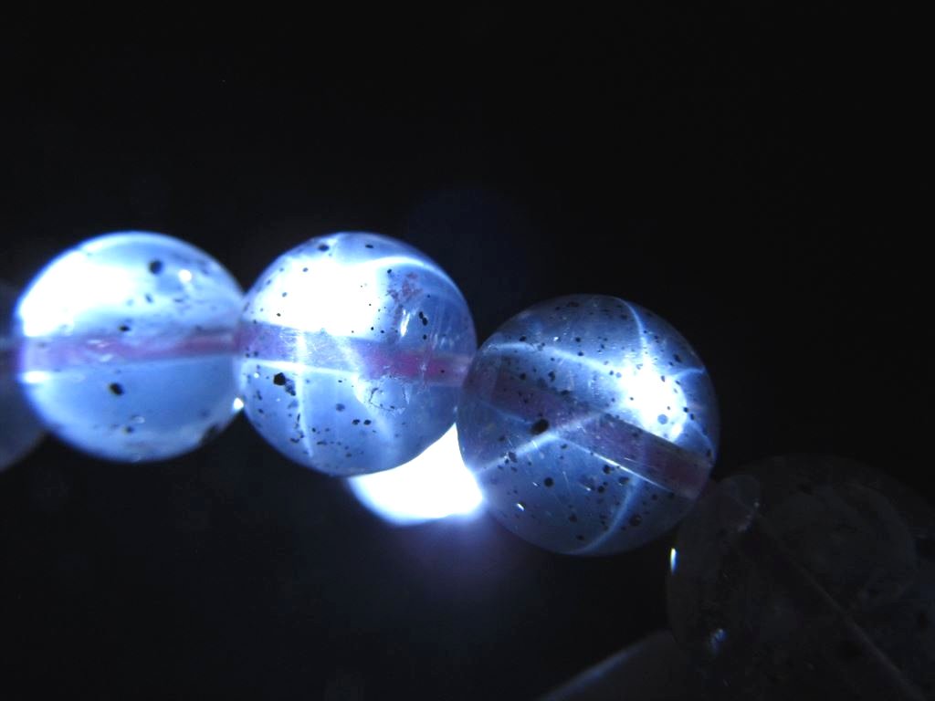 ◇希少石を激安価格でご提供◇アステリズム効果あり◇星ローズ