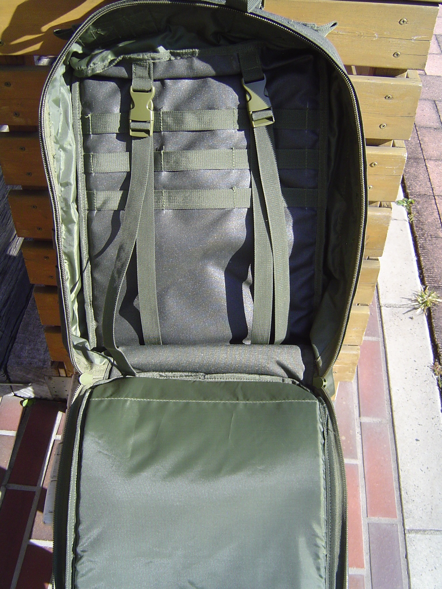 ミリタリーグッズ、自衛隊グッズ、迷彩服の通販｜RANGER（レンジャー）