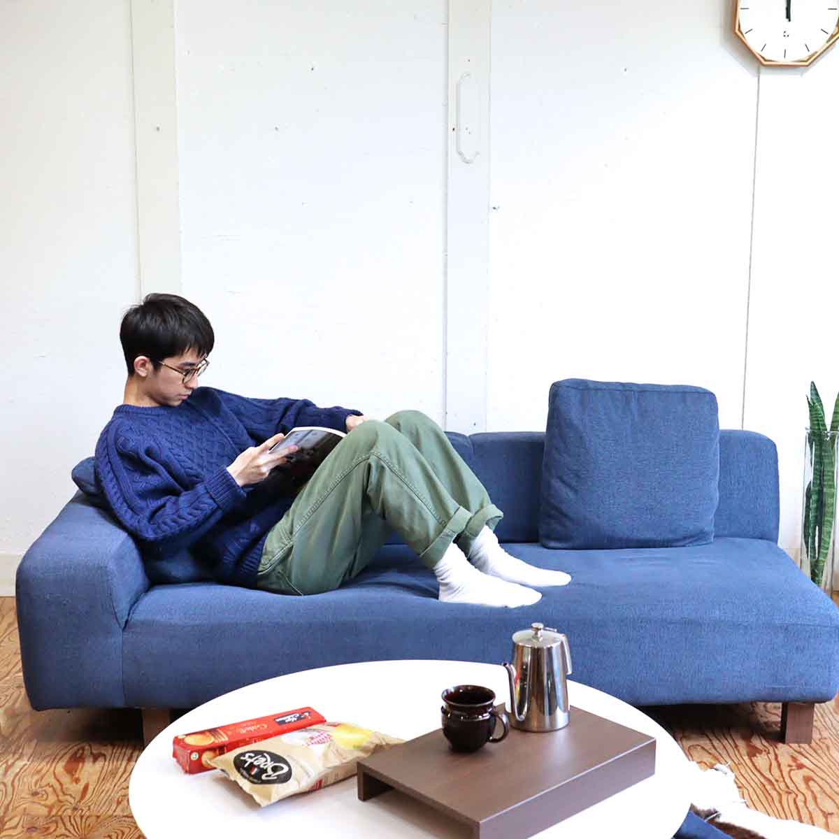 ノイエス / NOYES デシベル / Decibel C4 ワイド 3人掛け 片ひじ