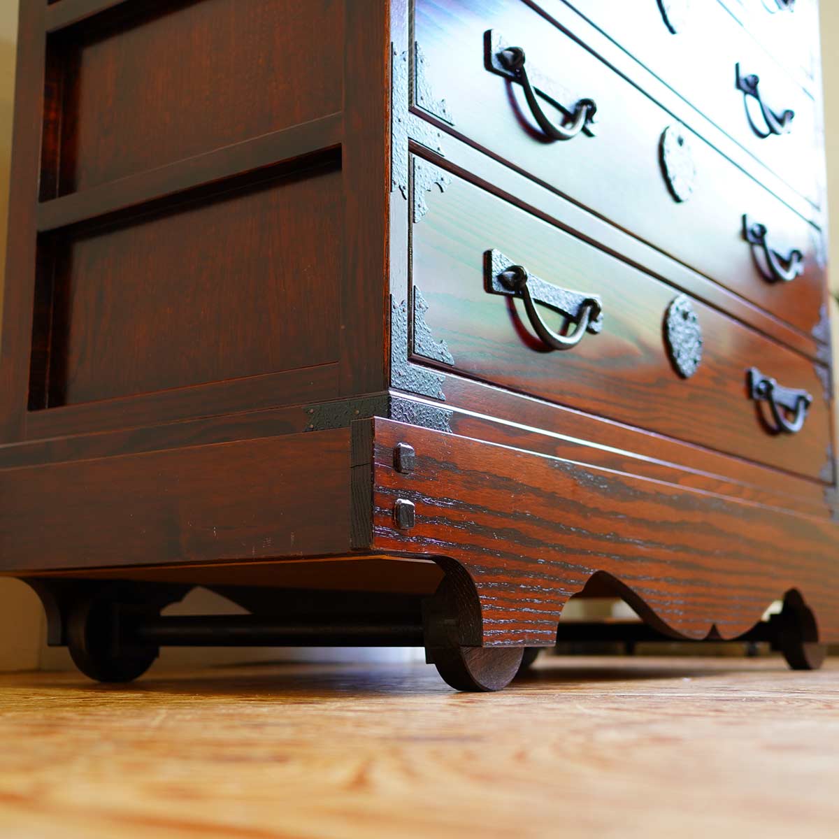 車箪笥 和家具 4段 中古 日本 伝統 渋い 工芸 鍵付き japanese