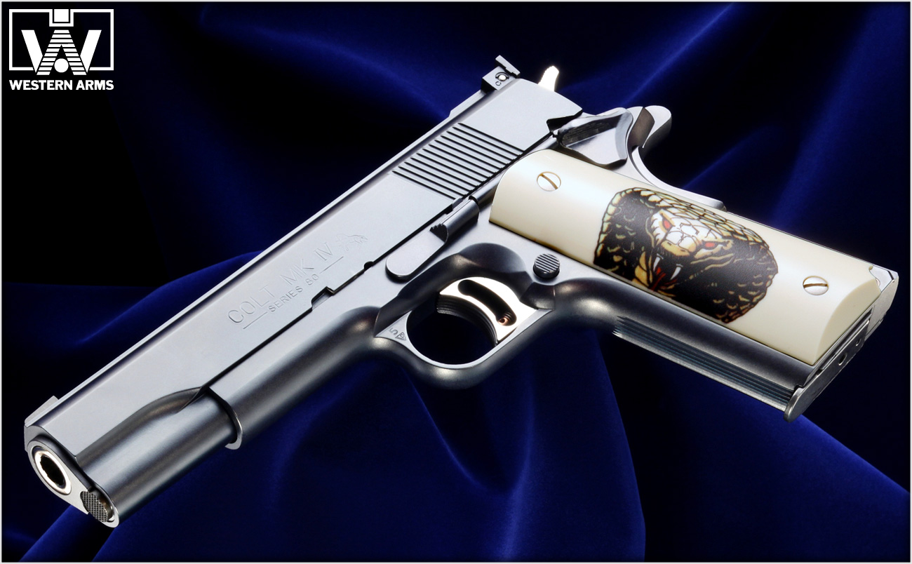 コブラグリップ完全再現！「WA【コルト】コブラ／ロイヤルブルー」絶賛