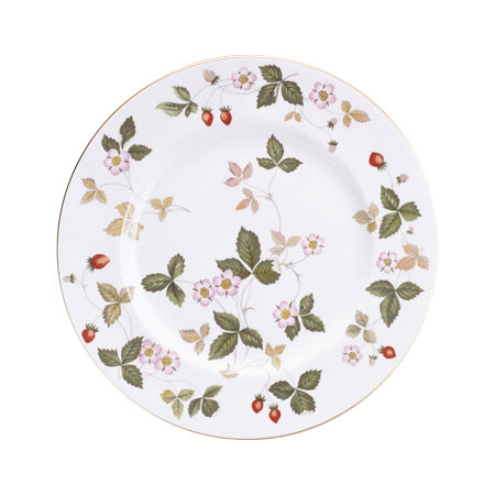 ワイルド ストロベリー プレート 27cm|WEDGWOOD公式オンラインストア