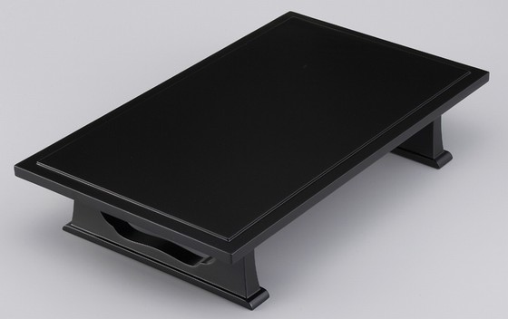 平卓（飾台） 黒呂色 363,000円（税込） | 輪島塗の塗師屋 輪島漆器