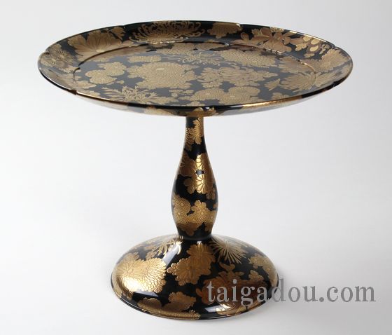 高杯菊づくし蒔絵 非売品 | 輪島塗の塗師屋 輪島漆器大雅堂（公式サイト）