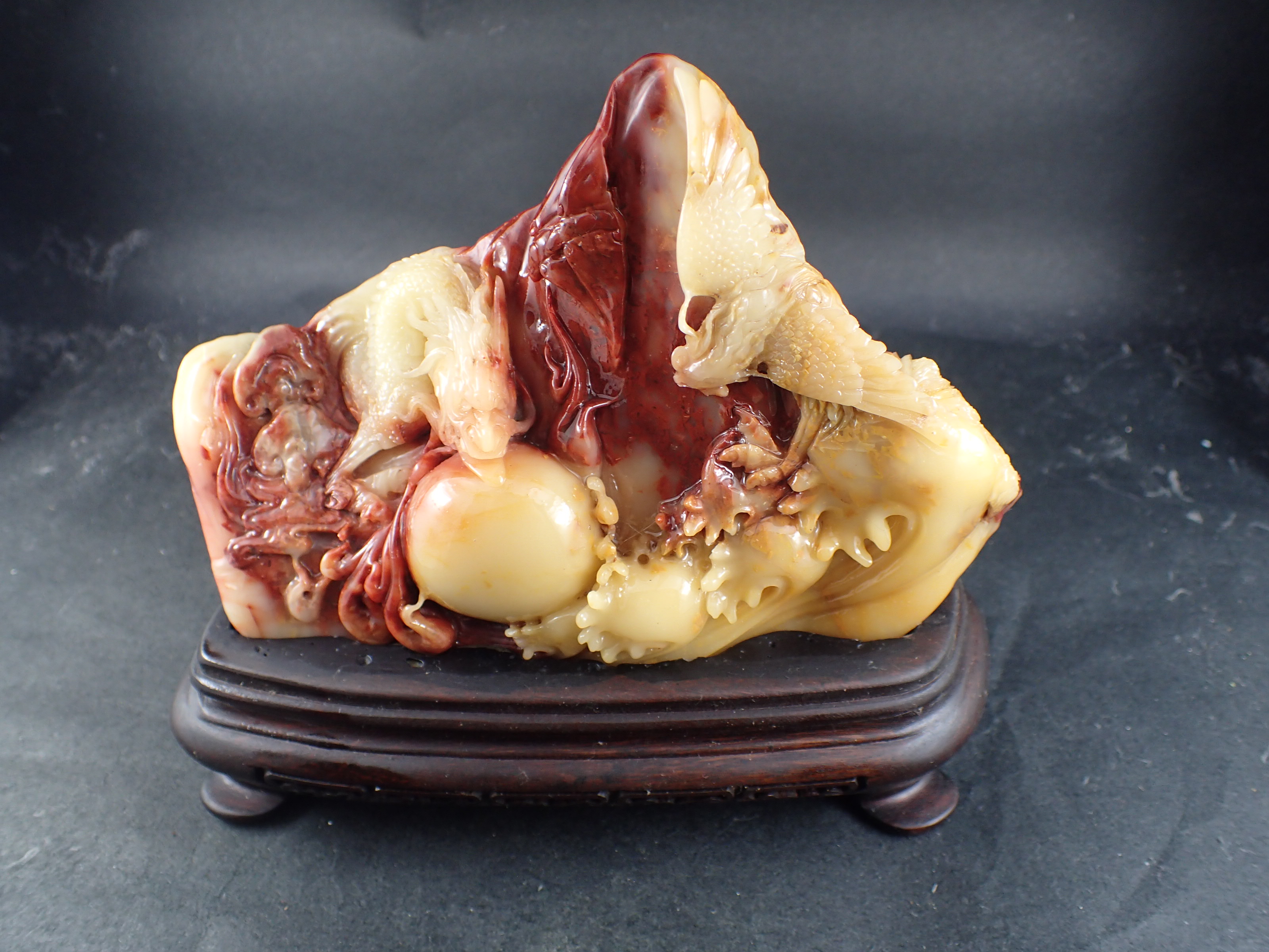 寿山石（芙蓉石の彫刻） ｜石の販売専門店【vec stone club】