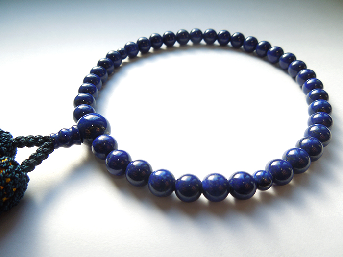 ラピスラズリ尺二丸片手鉄紺二五房共仕立 お数珠の安田念珠店へ