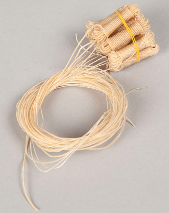 韓国弦楽器 カヤグムシルク(12弦セット) 舞踊用品 夢市場本店【韓国