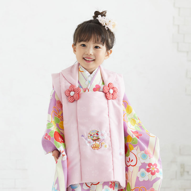 七五三被布 : K047 【三歳女児被布】ピンク×紫 矢羽根に橘梅 | 七五三