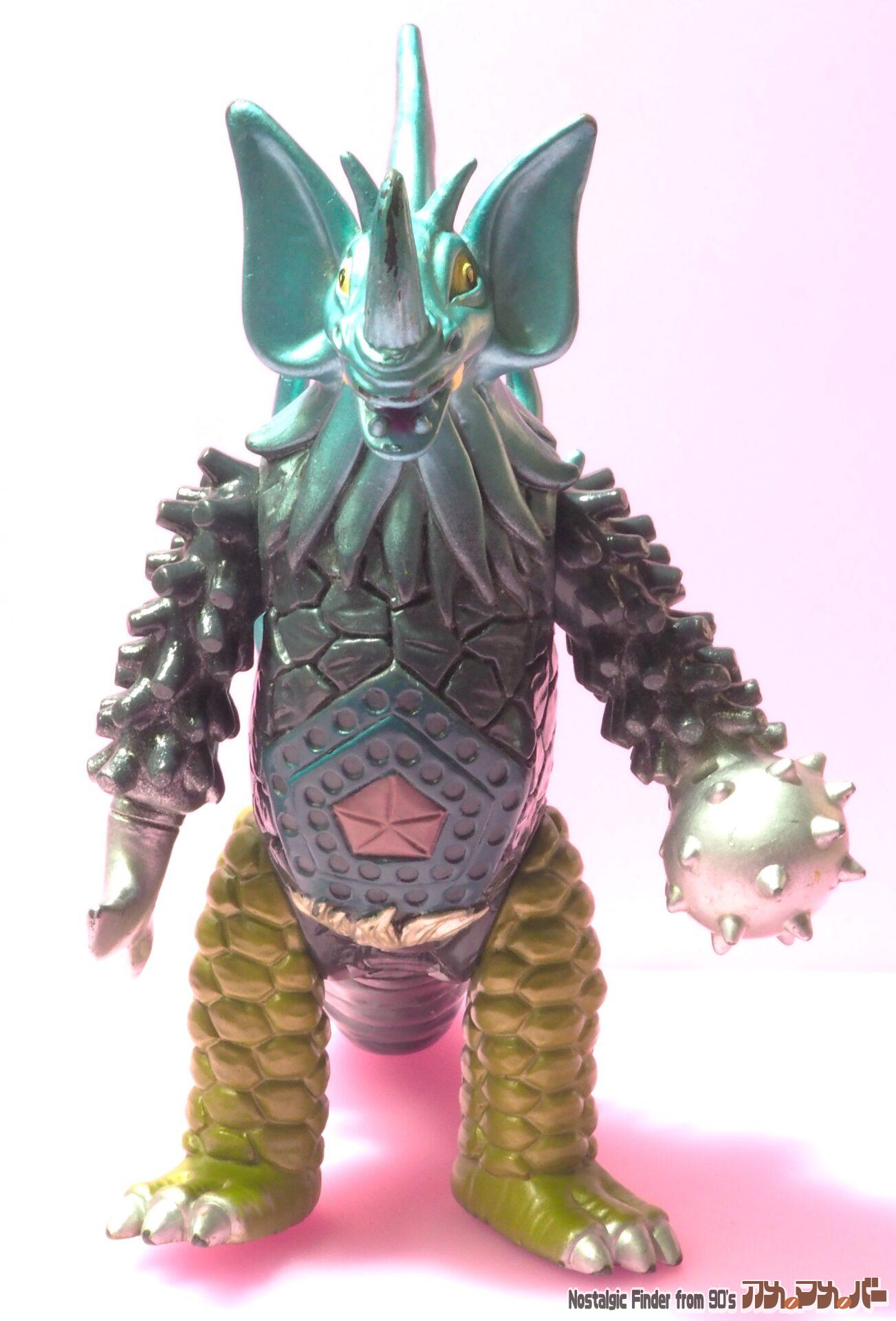 ウルトラ怪獣シリーズ 2000 13 バンダイ 1984年製 暴君怪獣 タイラント