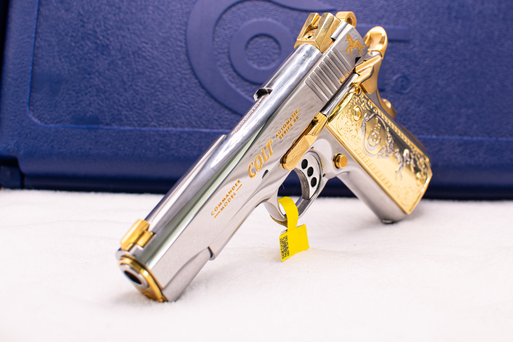 Colt combat commander 45 ACP – American Golden Weapons Inc