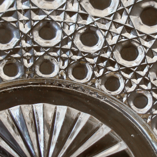 オールドバカラ「ディアマン・ピエーリー DIAMANTS PIERRERIES 脚付大