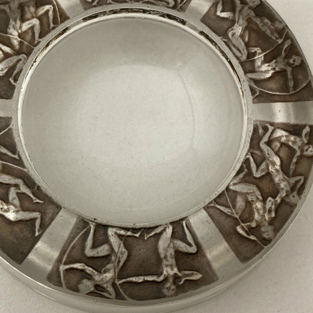 ルネ・ラリック「灰皿：灰皿 アーチャー」《アンティックかとう》