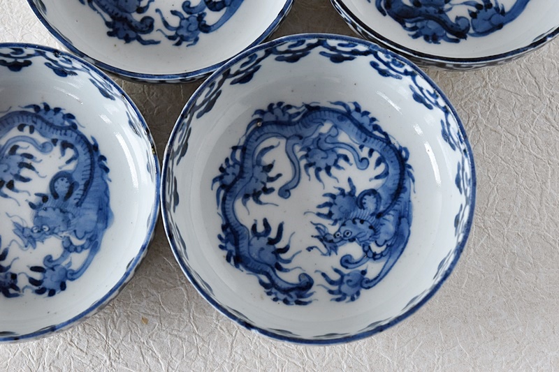古伊万里 染付 龍 瓔珞模様 輪花型 膾皿 4客セット - 生活骨董と古布