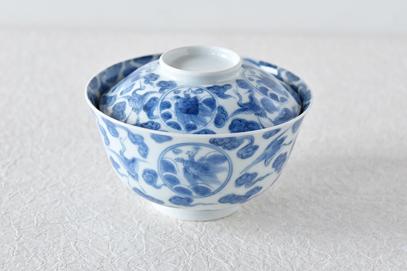 古伊万里 染付 雲に鶴亀 蓋付茶碗 - 生活骨董と古布のアンティーク