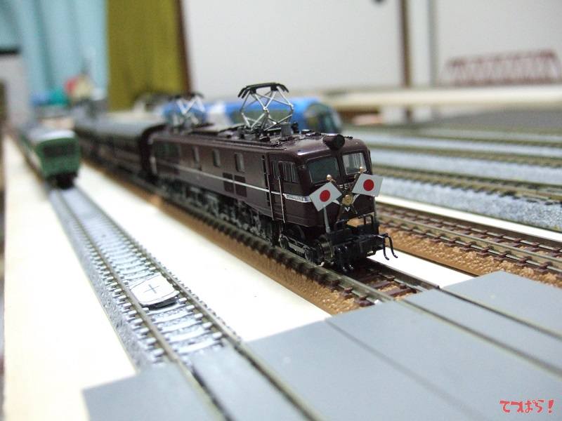 よろしく令和！KATO EF58 61+サロンエクスプレス東京 入線！ | あそぶ