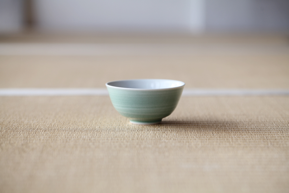 汲出茶碗 青磁 朝日窯工房作｜Asahiyaki | Tea pottery in Uji, Kyoto