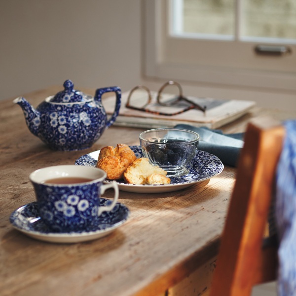 ASCII.jp：ちょっとアンティークなデザインがステキ！ 英国職人が