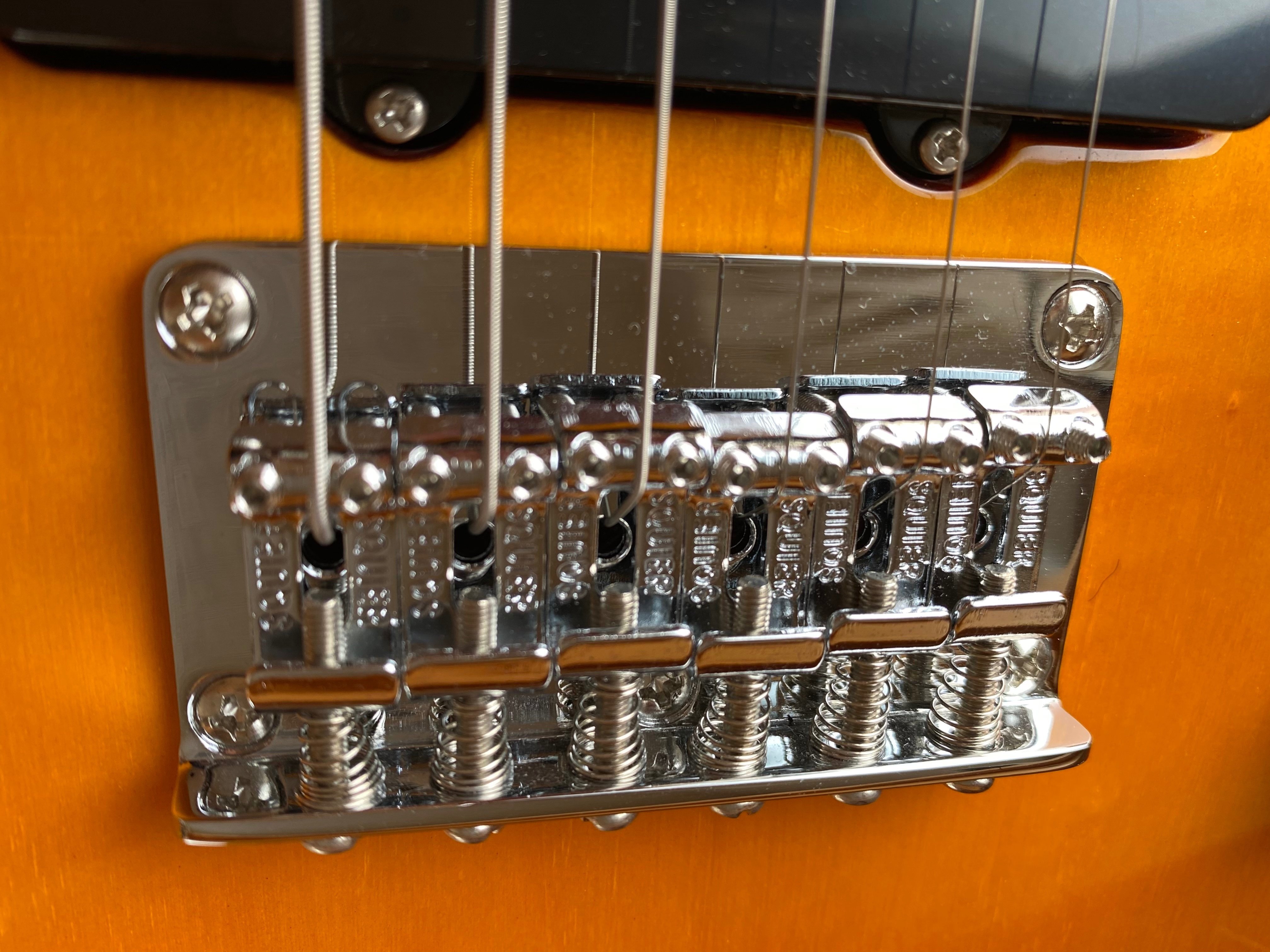 Squierギターのカスタマイズ【パーツ交換編】｜kermit / coolguitar