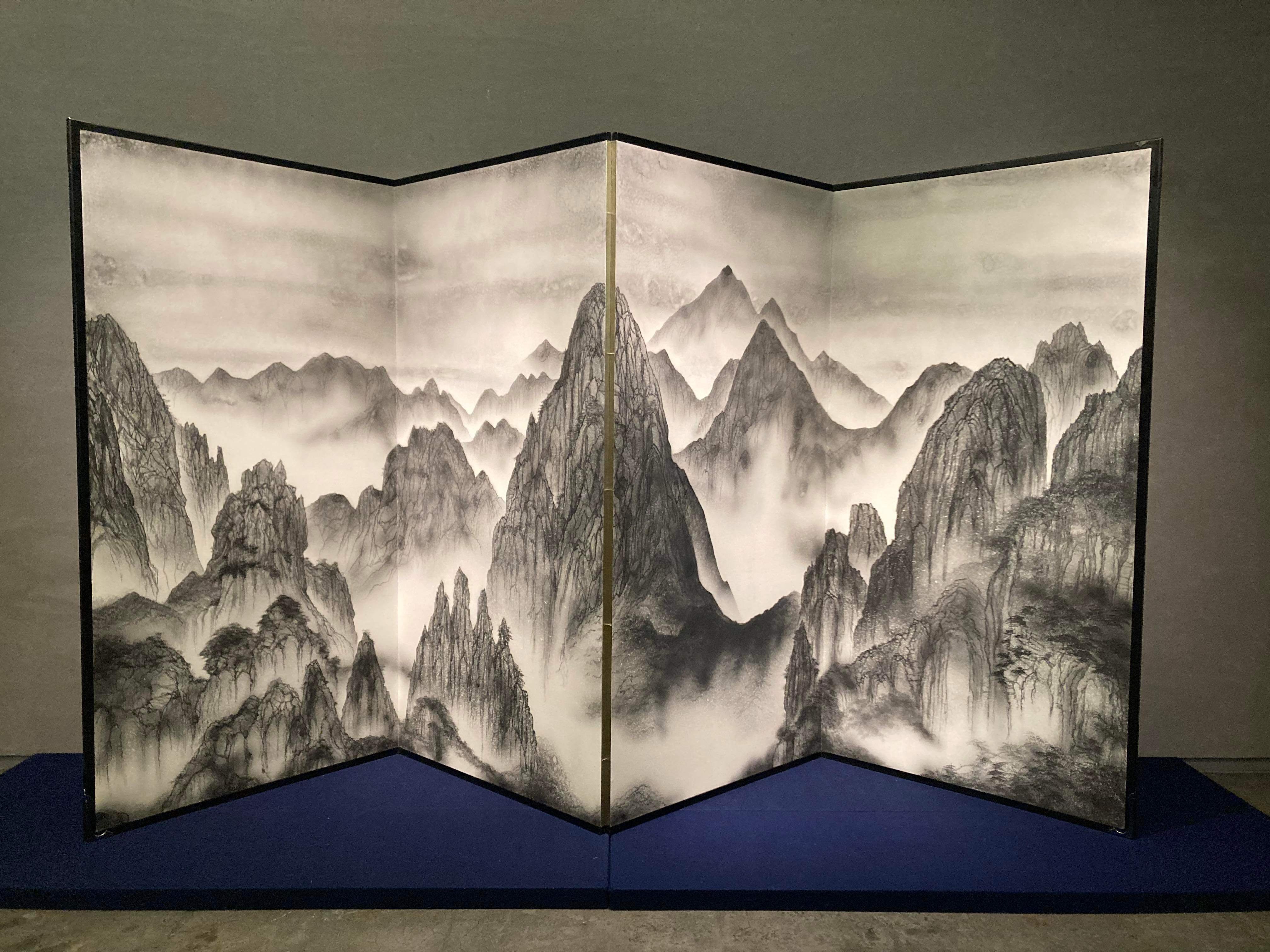 高額落札されたのは日本美術！金茶道具一式3億円、加山又造の屏風2億