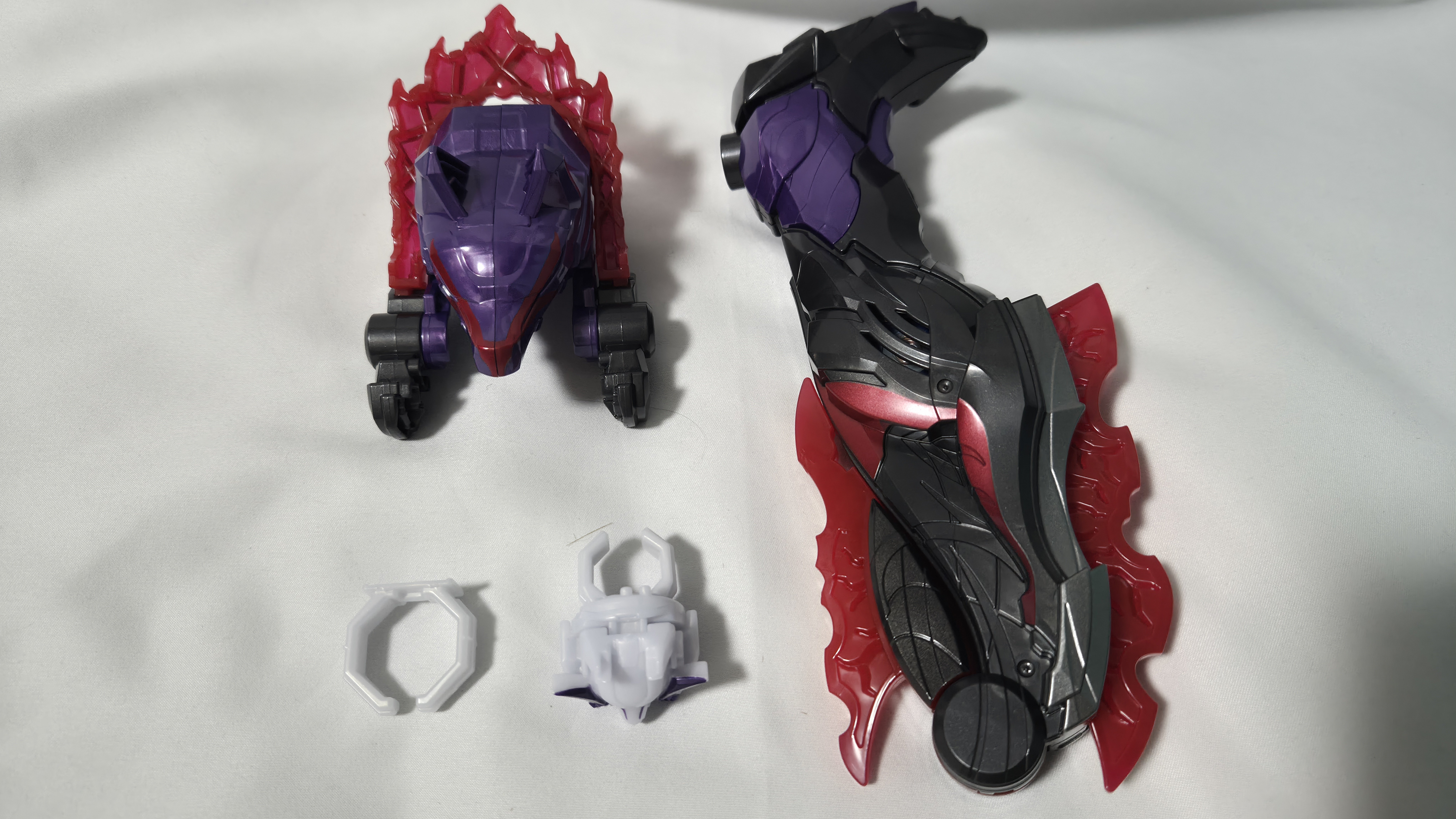 PB限定『DXダークウルフデカリバー50』着弾に乗じて、DXウルフデカ