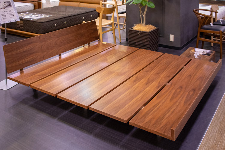 ZENローベッドで有名】カーサヒルズの特徴＆おすすめ商品をご紹介 | 椚