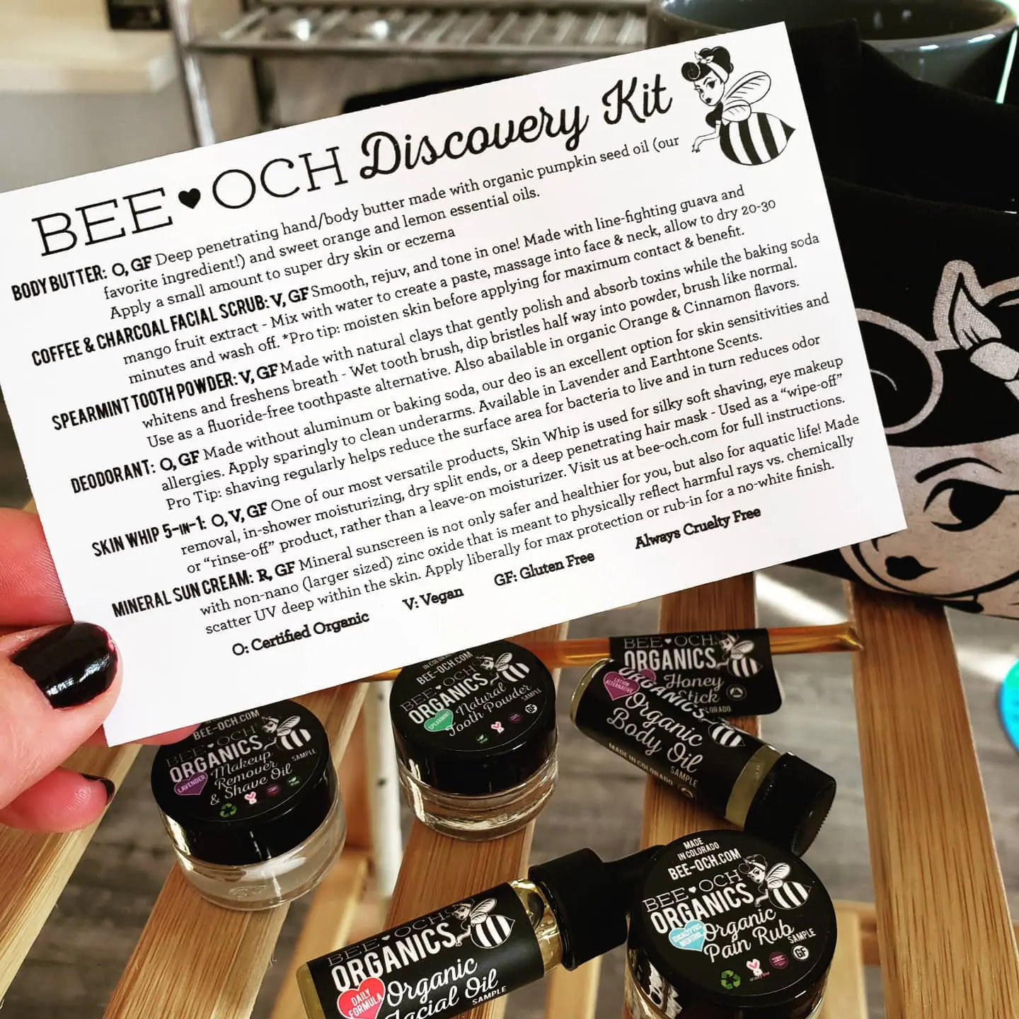 NEW! BEE-OCH Organics 19-Piece Discovery Kit to Healthy Skin