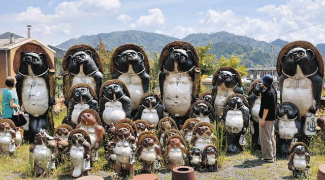 滋賀・信楽焼の町で「イケタヌ」総選挙実施へ 自作の陶芸作品募る