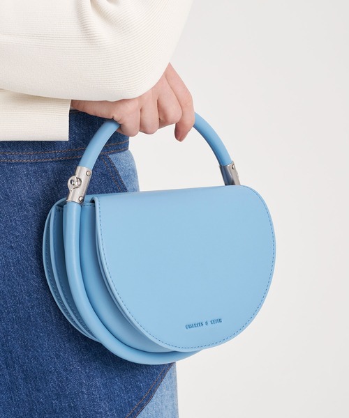 CHARLES & KEITH（チャールズ & キース）の「Lara ラーラ サークル