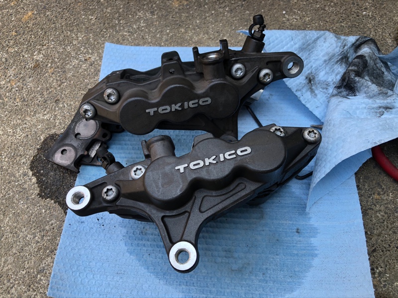 フロントブレーキパッド・ホース交換 38,860km（カワサキ ZRX1200R）by