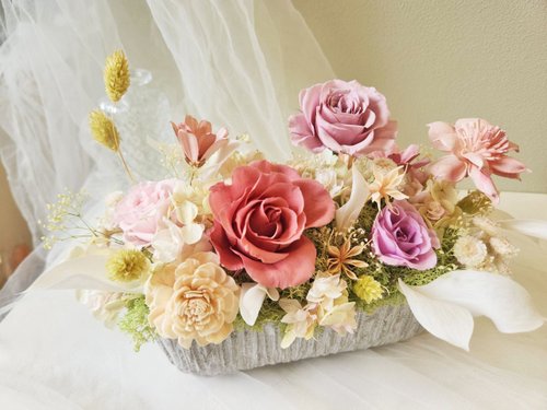 2%OFF】台湾 プリザーブドフラワー 長方形アレンジメント ピンク