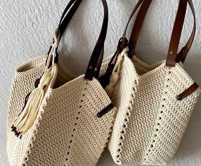 送料無料】ベラルーシ レザーストラップ付きかぎ針編みグラニー