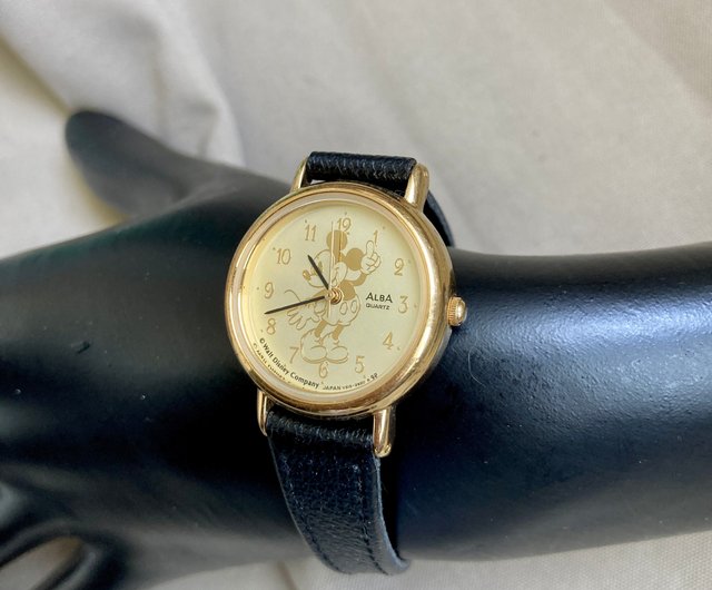 台湾 ALBA ウォルト・ディズニー・コラボ ミッキーマウス ゴールド文字