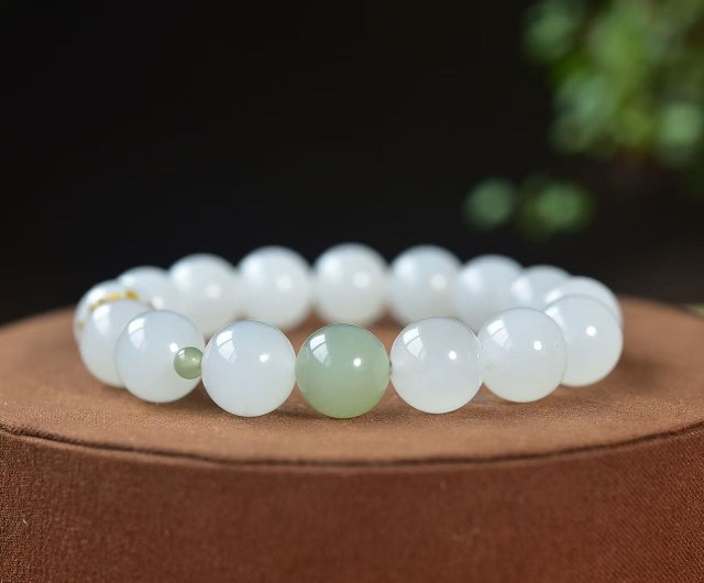 10%OFF】和田玉羊脂玉ブレスレットは吉祥と幸運を意味し、精巧な彫刻が