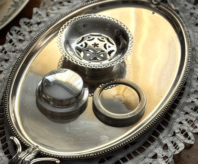 台湾 *50379- 極めて希少なフランス製シルバープレート冷製バター