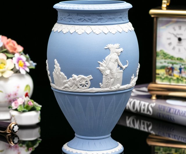 台湾 ウェッジウッド ミューズ ジャスパー レリーフ セラミック装飾