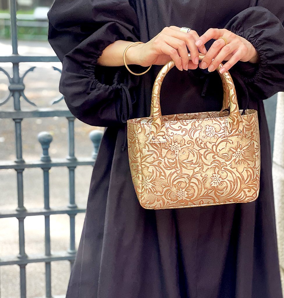 フルール・トート（お花の型押しレザー）ハンドバッグ made in japan