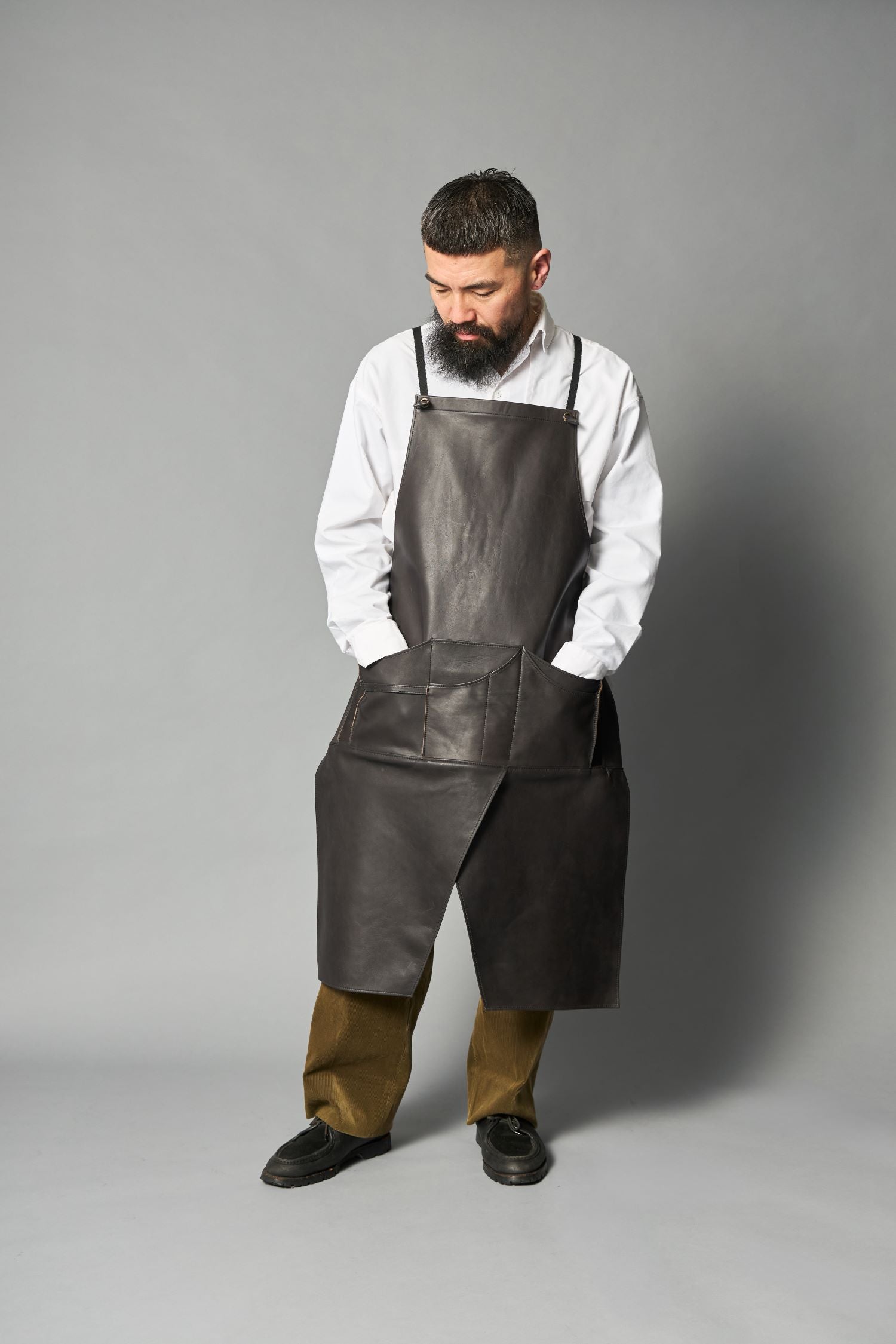 茶芯ソフトレザーハカマエプロン【5月20日頃出荷】 – CLUB PREPPY