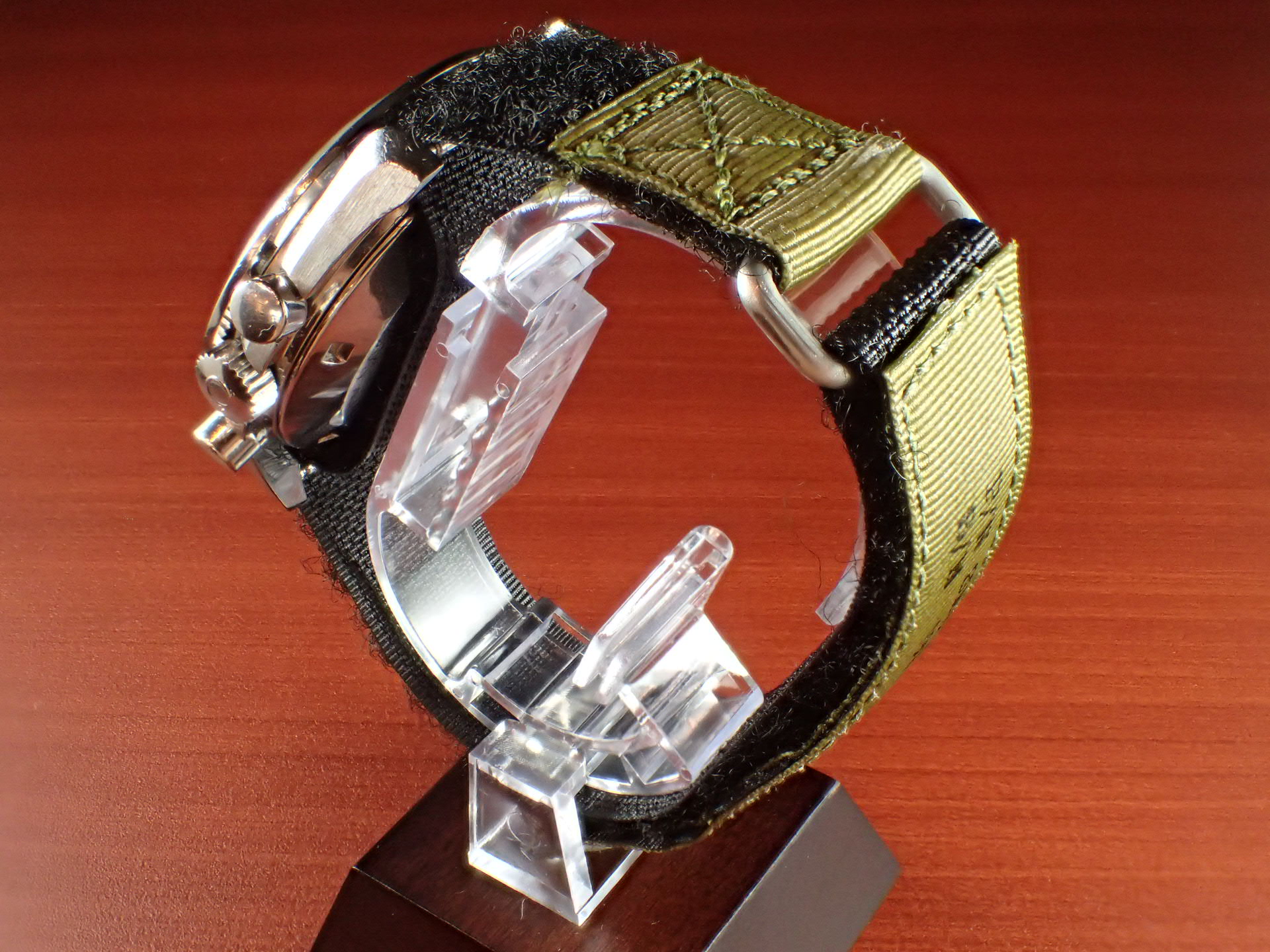 NASA ベルクロバンド 復刻品 オリーブ 19mm | VINTAGE WATCH | Curious