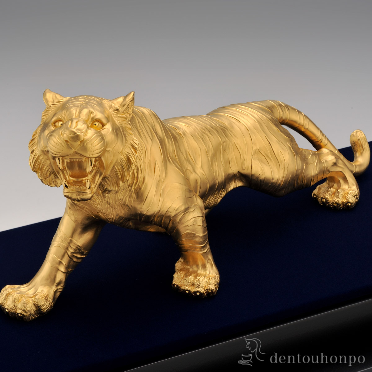 送料無料】 純金 王虎 A 250g / 高級 コレクション 美術品 工芸品 伝統