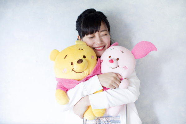 ギュッとハグしたくなるくまのプーさん＆ピグレット！タカラトミー