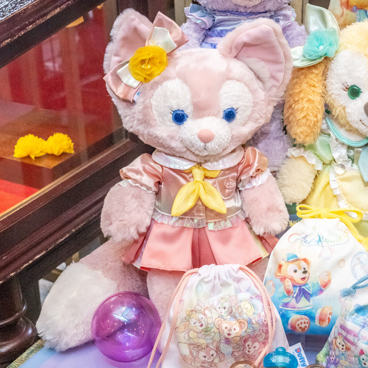 虹色をイメージ！東京ディズニーシー“ダッフィー＆フレンズ20周年