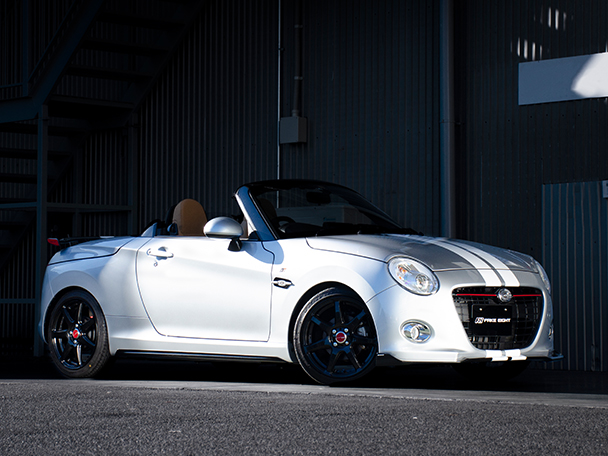 LA400K_Cero_F_FLAP_LIP_TYPE-C